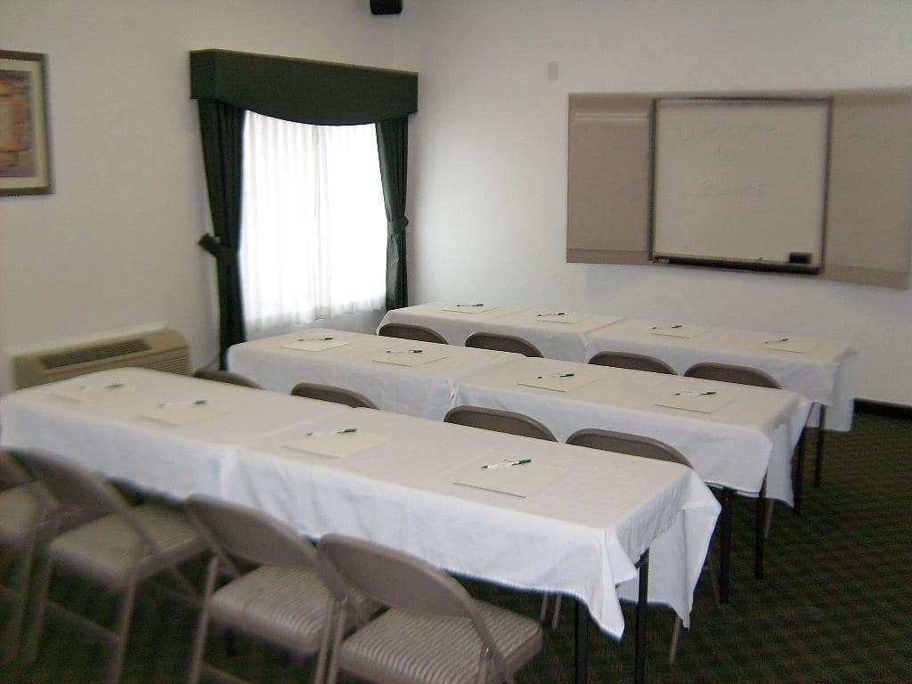 La Quinta Inn By Wyndham Lynnwood Facilities photo