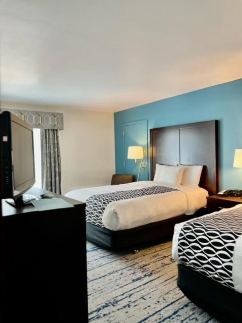 La Quinta Inn By Wyndham Lynnwood Exterior photo