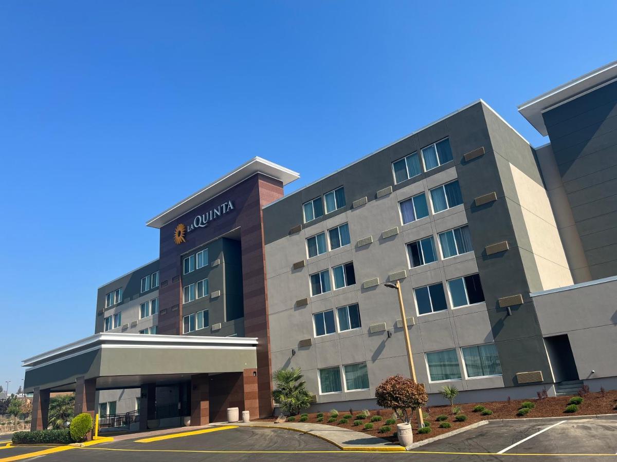 La Quinta Inn By Wyndham Lynnwood Exterior photo