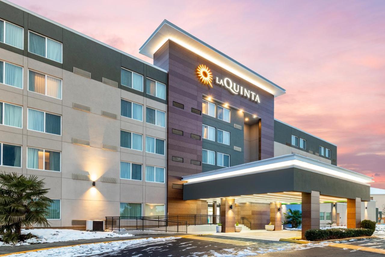 La Quinta Inn By Wyndham Lynnwood Exterior photo